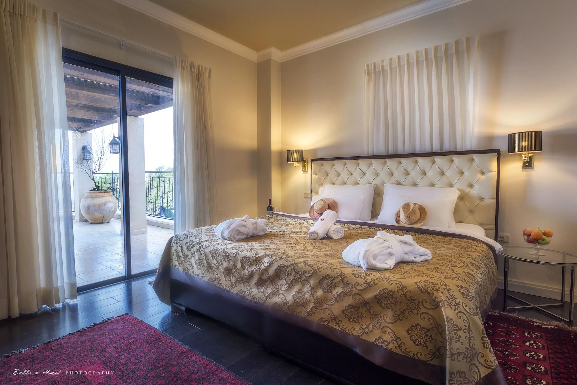 Tlv Boutique And 4*